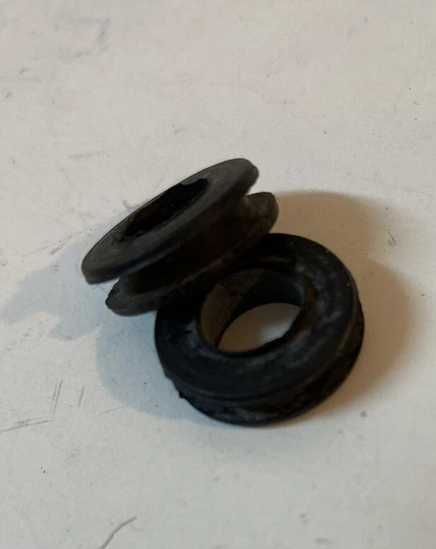 1947 - 1953 WIPER TRANSMISSION ARMS GROMMET CHEVROLET TRUCK GMC TRUCK PANELS (2)