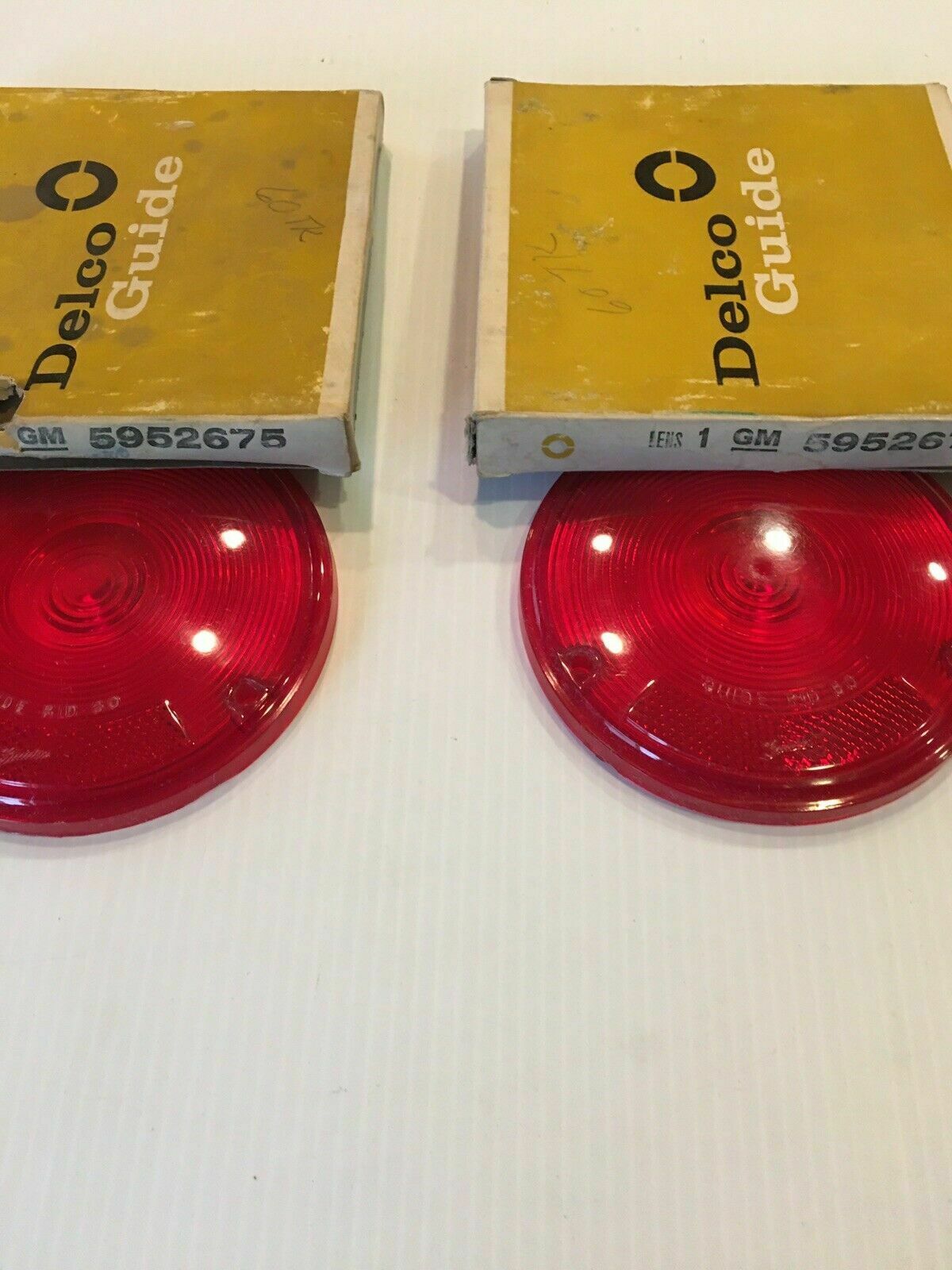Tail Light Assemblies: GM CHEVY NOS 5952675 Tail Light Lens 1960-1964 Chevrolet Truck Pair (2) 5 Inch