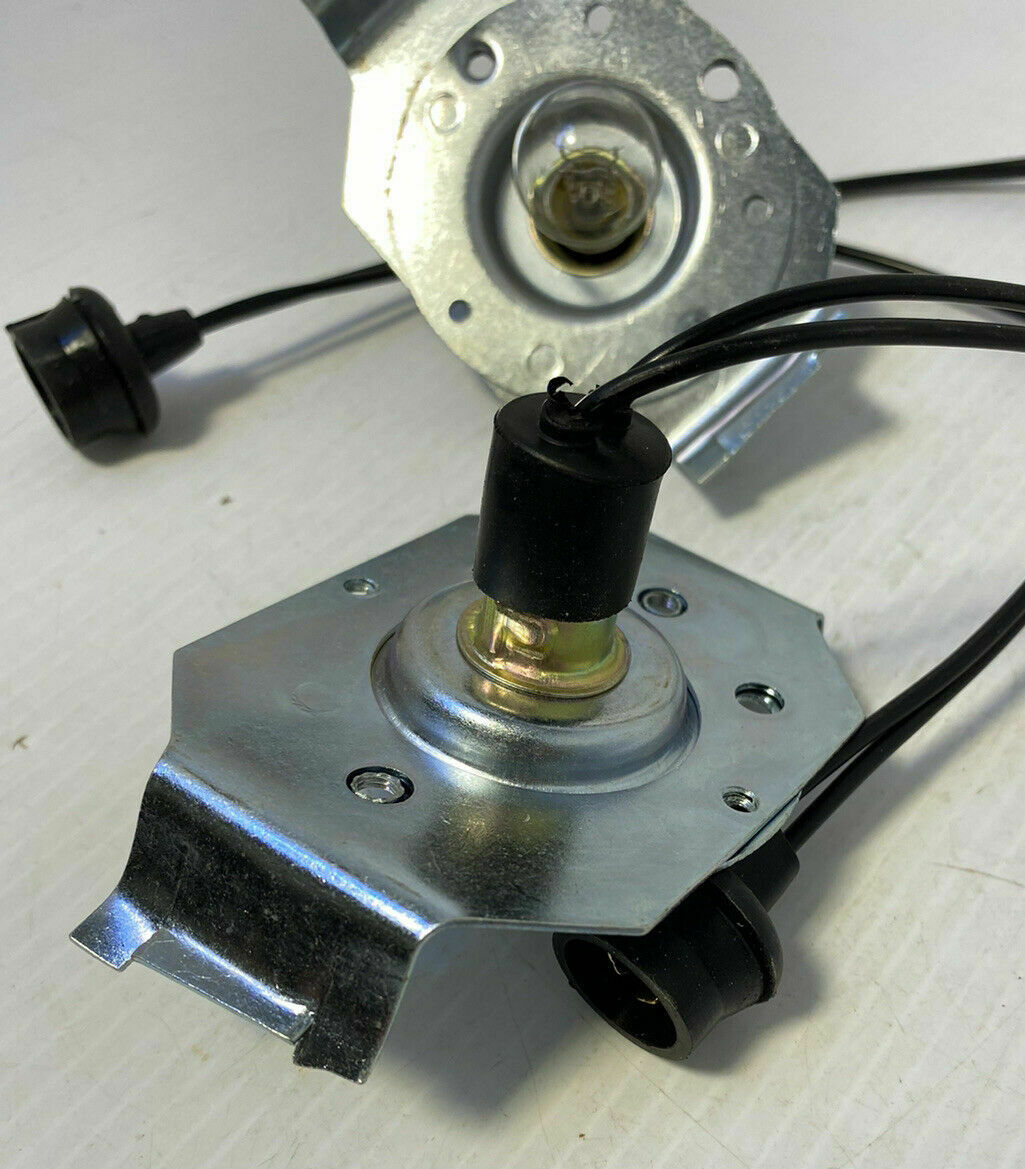 Park Light Lamp: 1958 1959 GMC Truck Park Light Lamp Housing Socket Back Plate Pair Brand New