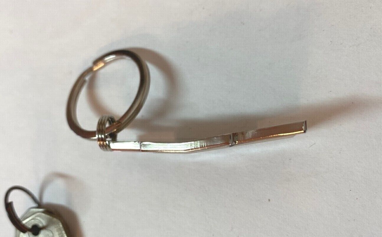 1 CHEVY 1969 1970 1971 1972 Truck Grill Emblem Keychain