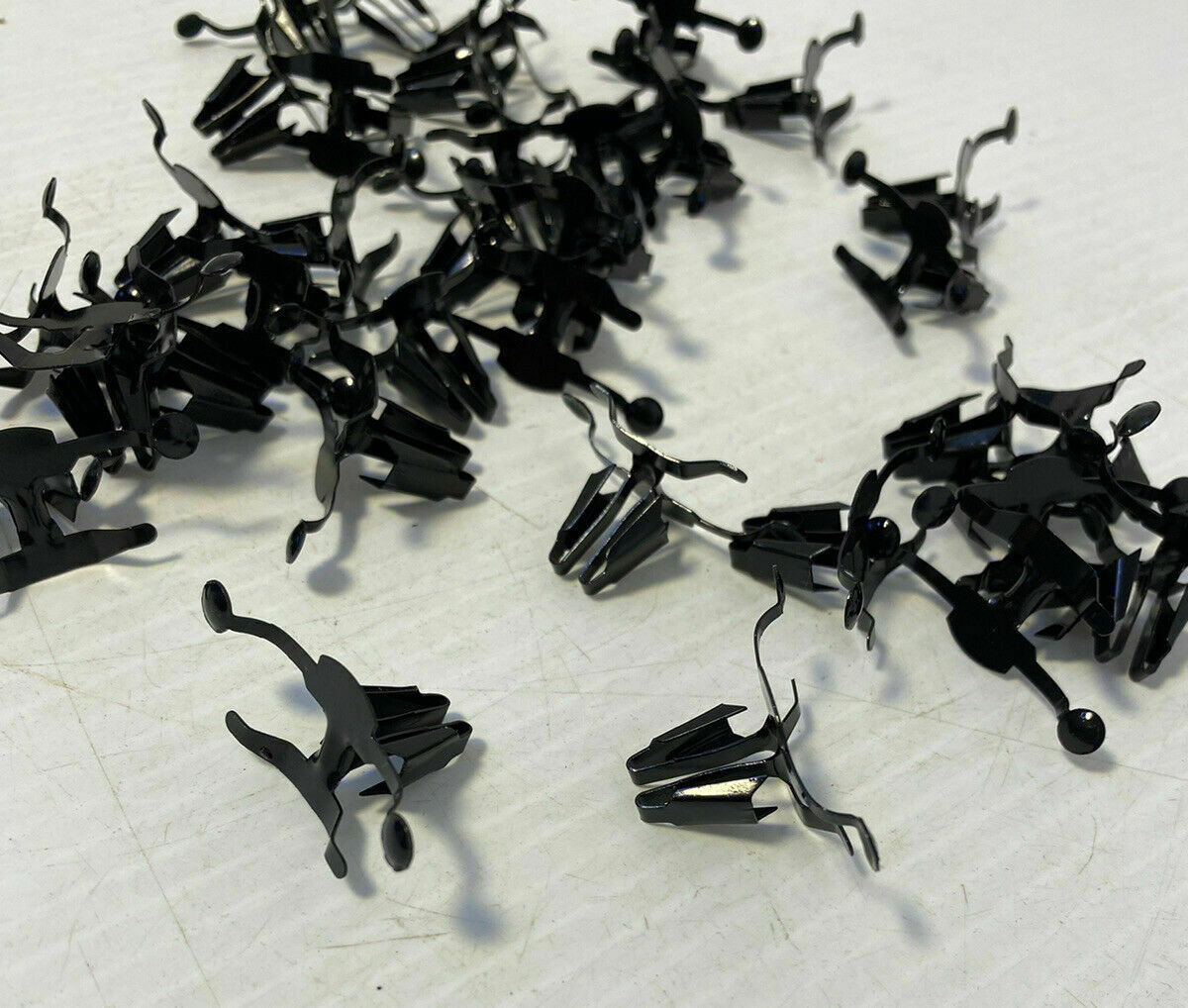 Molding Clips: 1958 1959 Apache Fleetside Chevy GMC Short Bed Trim Factory Molding 36 CLIPS