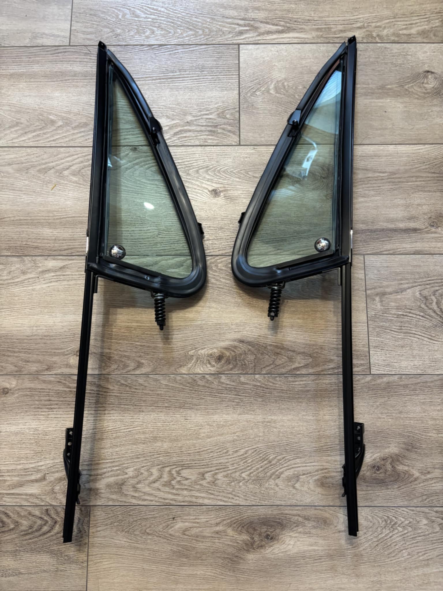 NEW Green Glass Vent Window Assembly  1973 - 1980 Chevy C10 GMC Pickup Truck PR