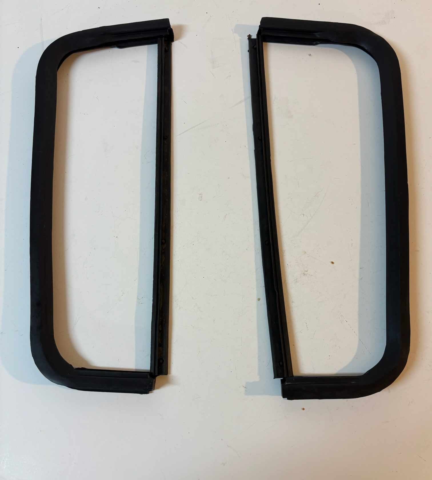 New USA Made Vent Window Rubber Weatherstrip Seal Pair 4pc 1960 - 1963 Chevy GMC Truck