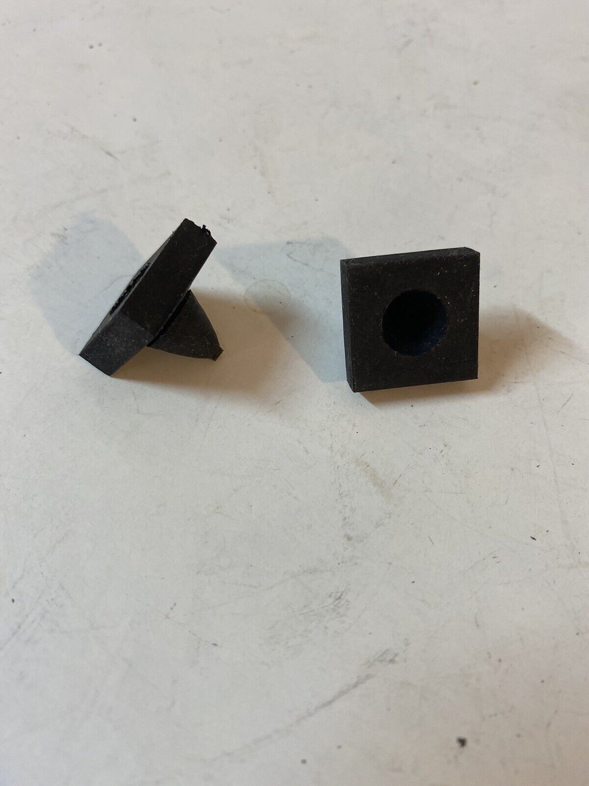 WINDOW REGULATOR STOP BUMPER CHEVROLET TRUCK 1947 - 1954 GMC 2 Pc