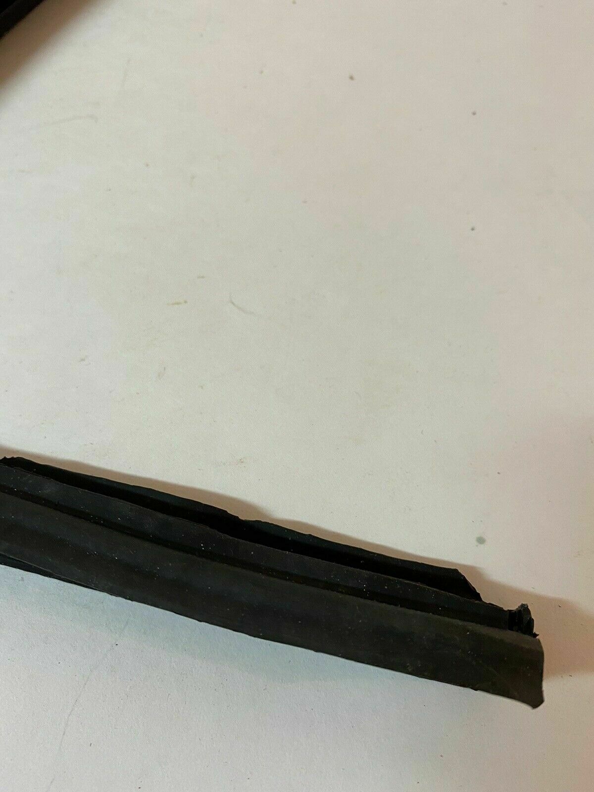 New USA Made Vent Window Rubber Weatherstrip Seal Pair 4pc 1964 - 1966 Chevy GMC