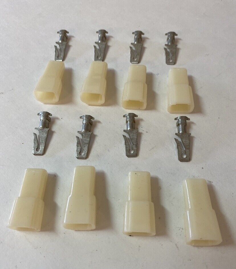 GM TERMINAL WIRE HARNESS WIRE CONNECTORS PLASTIC HOUSING SET OF 32 MALE FEMALE