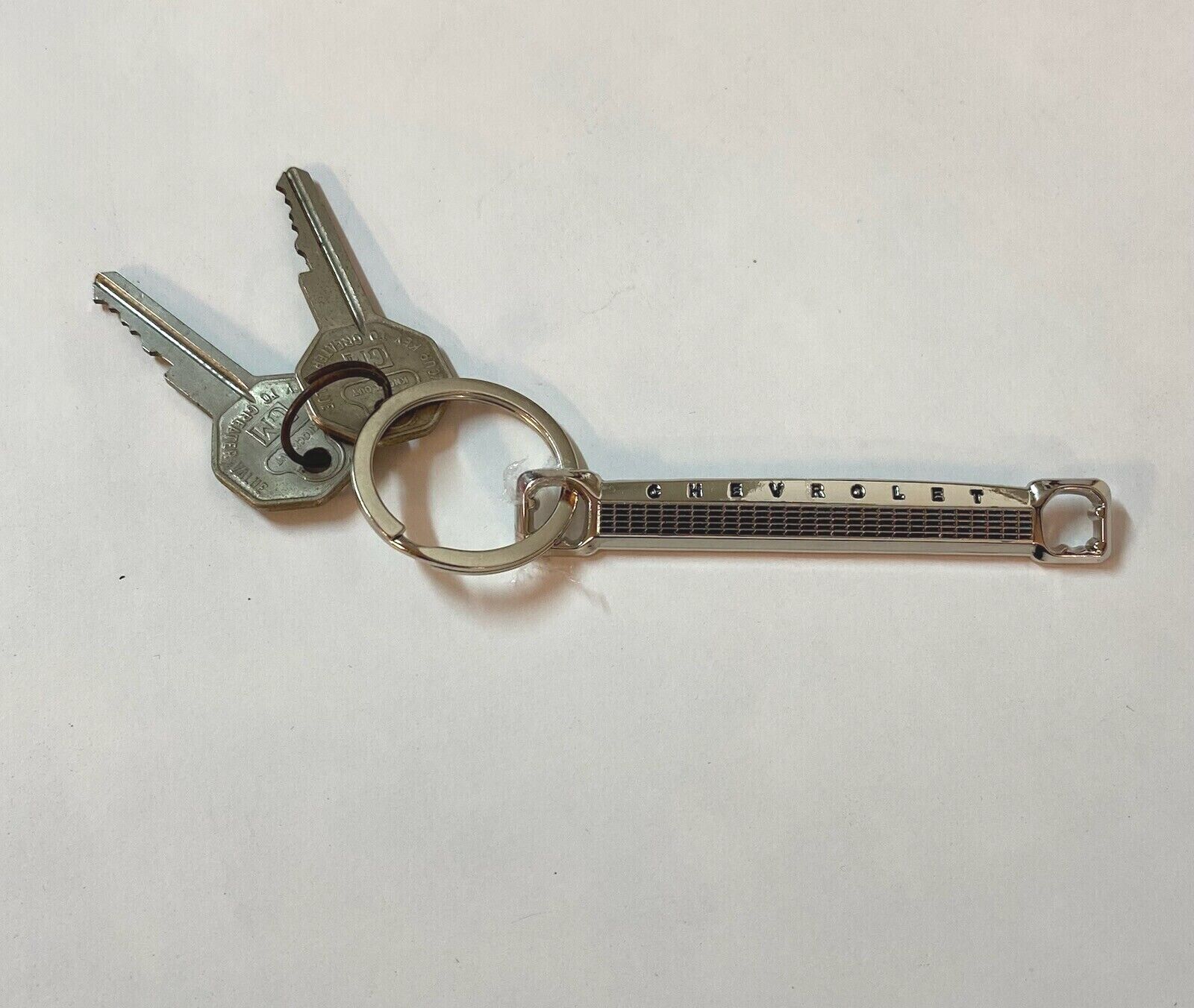 1 CHEVY C10 1964-1966 Truck Grill Keychain C20 C30 Diecast