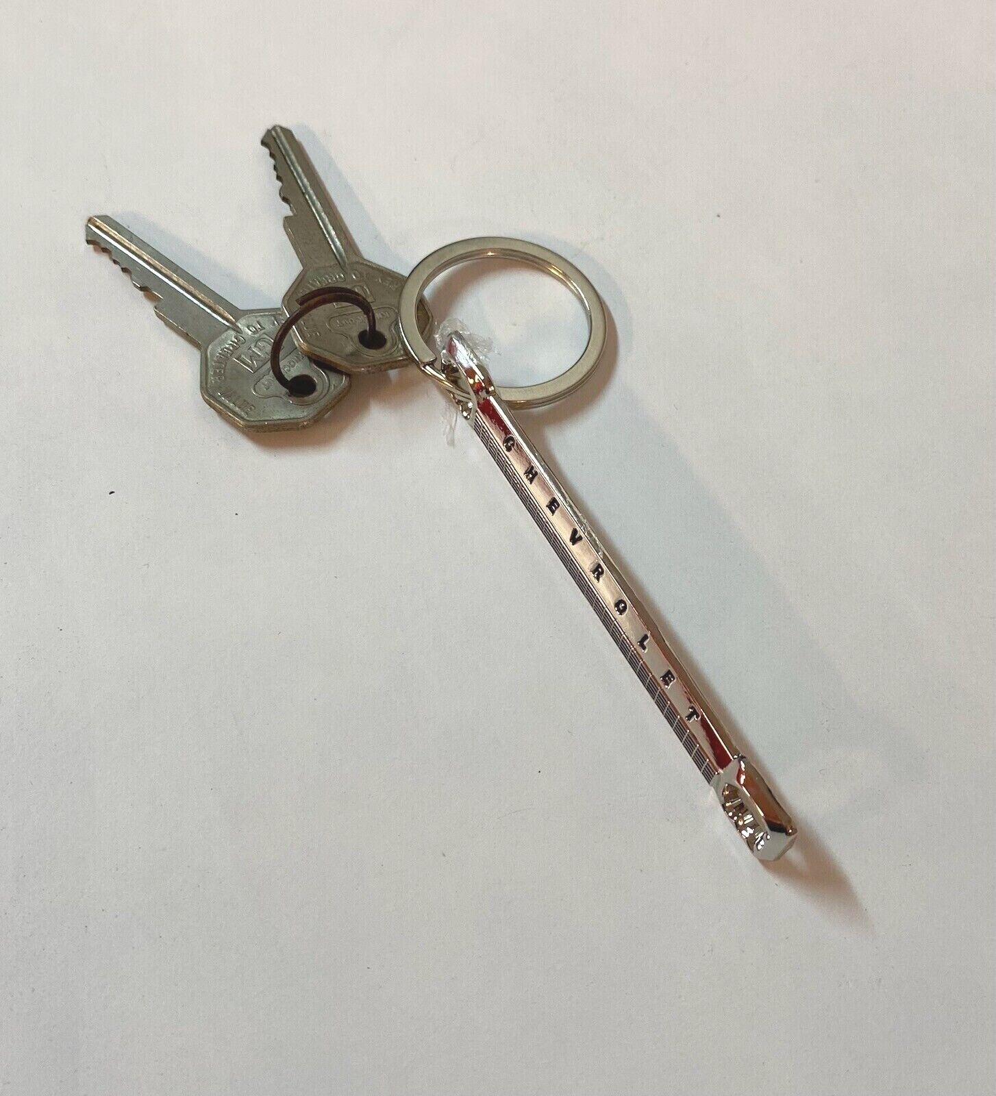 1 CHEVY C10 1964-1966 Truck Grill Keychain C20 C30 Diecast