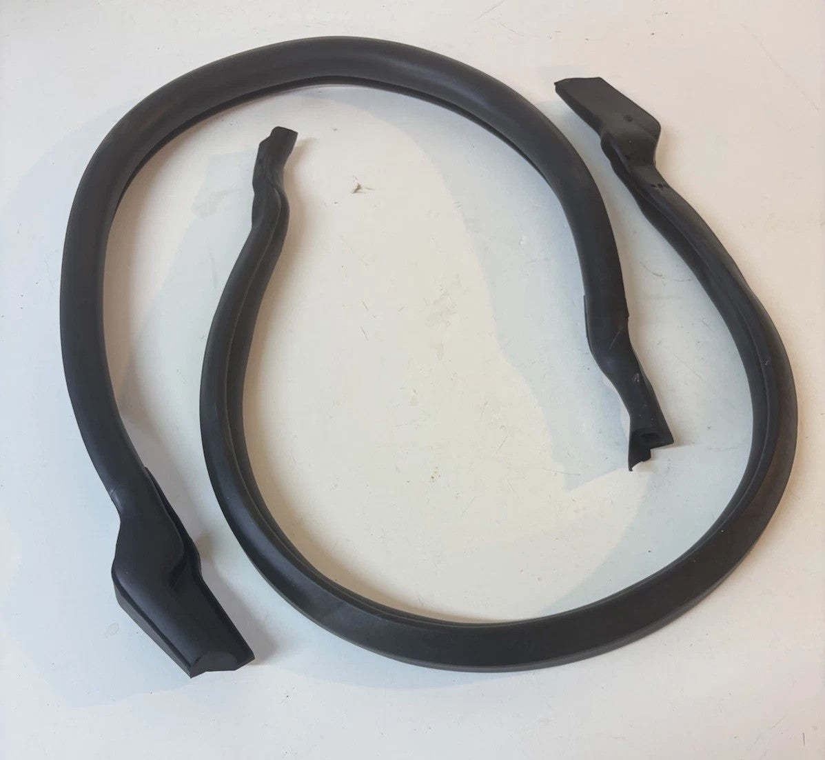 Roof Rail Weatherstrip Seal Pair 1969 - 1972 Chevrolet GMC Blazer Jimmy