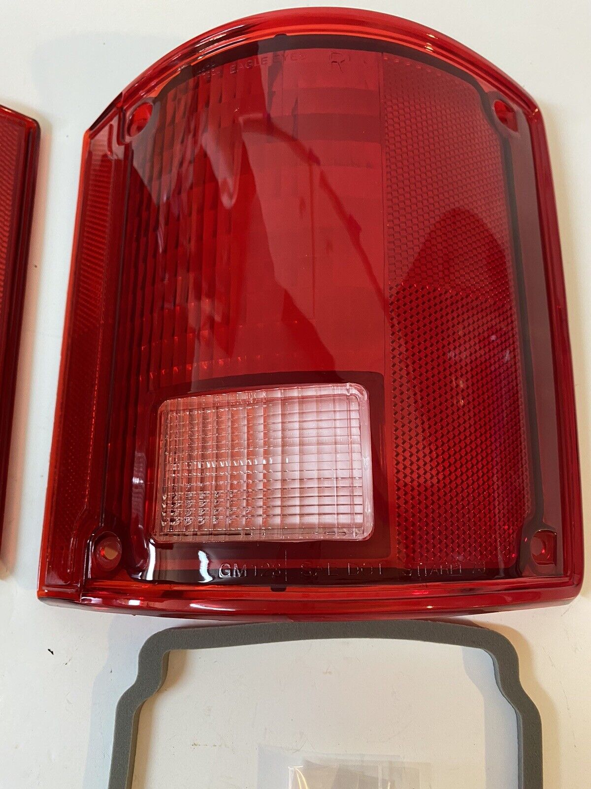NEW 1973 - 1987 Chevy Truck GMC Pair Tail Light Lenses 5968329 330