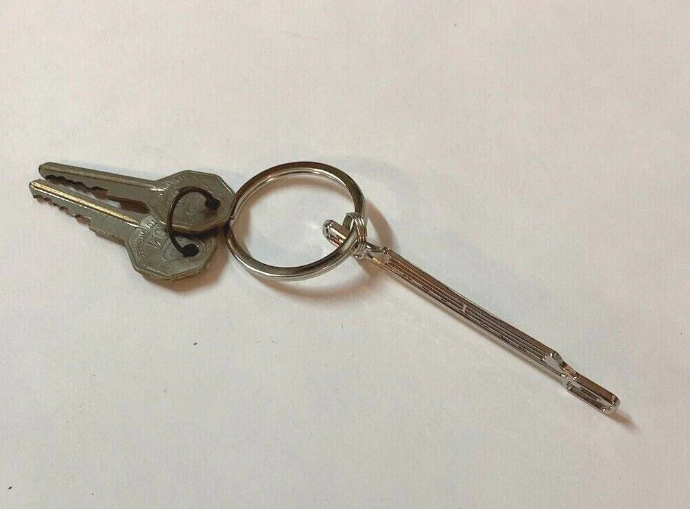 1 CHEVY Apache 1958 1959 Truck Grill Keychain 3100 3200