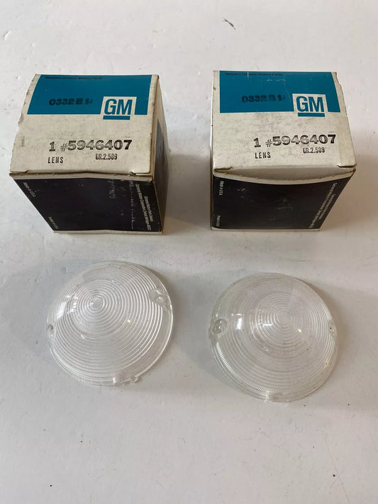 1955 - 1957 CHEVY Truck NOS GM TURN SIGNAL LIGHT LENSES 5946407 CLEAR GM OEM