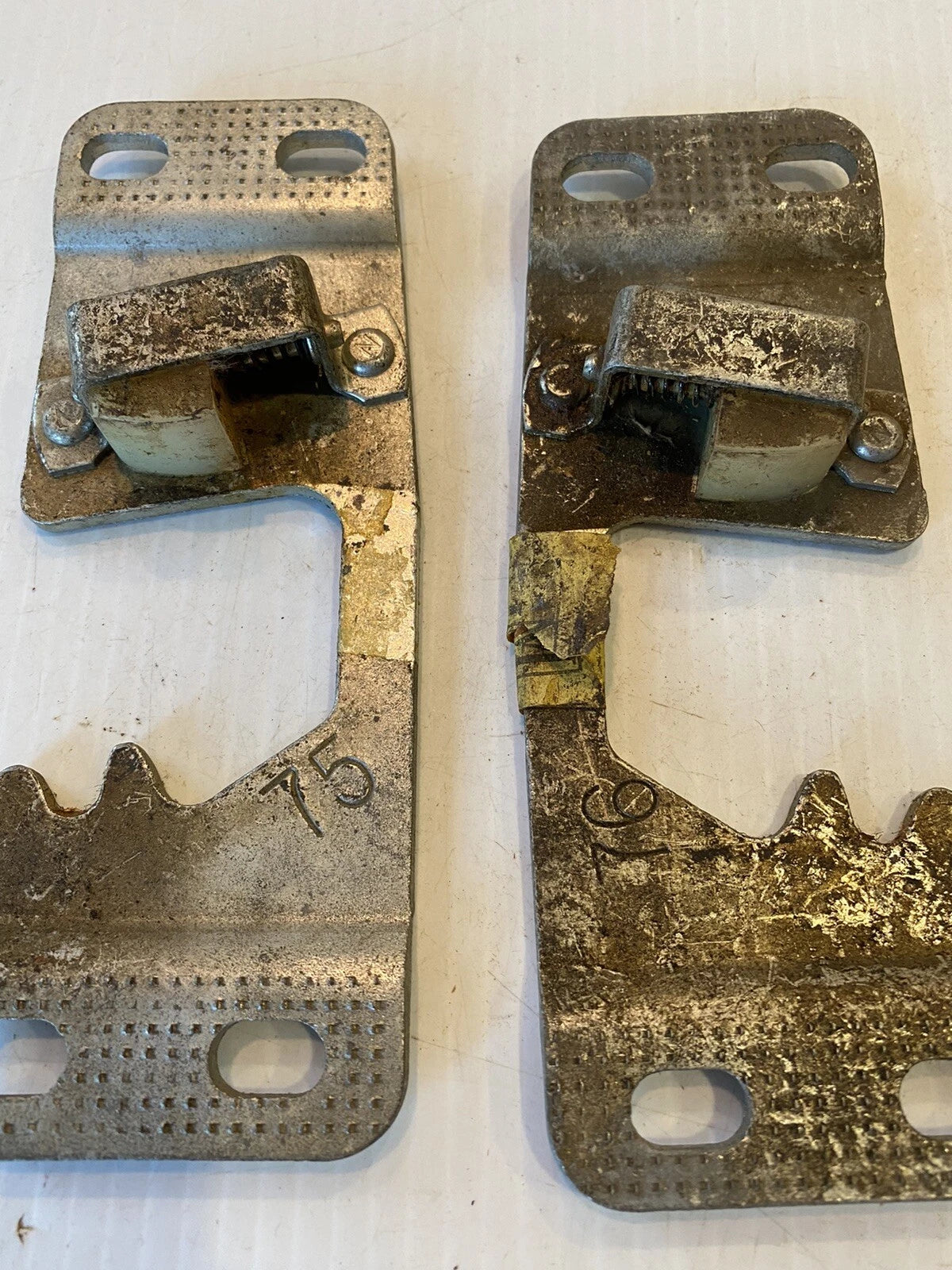 NOS 1964 - 1966 CHEVY GMC TRUCK & SUBURBAN DOOR STRIKER New Pair NEW