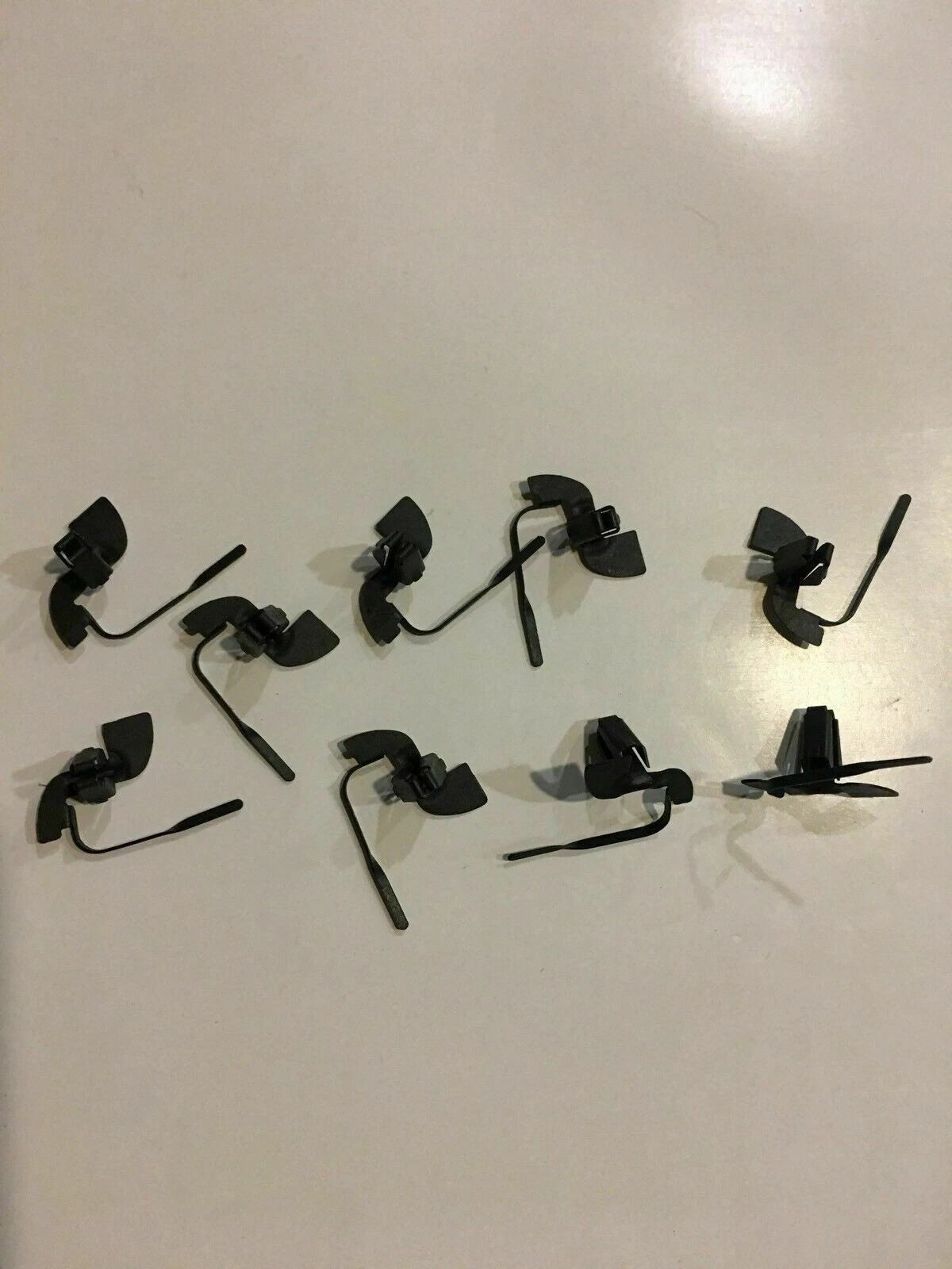1967 - 1972 Chevy & GMC Truck Lower Tail Gate Molding Clips Kit 9 Pc