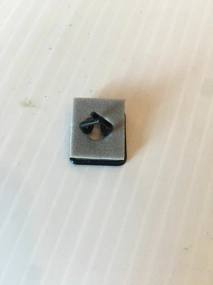 1955 - 1959 CHEVY GM TRUCK CLIP KIT 48Pc CAB DOOR Stud Bolt MOLDING