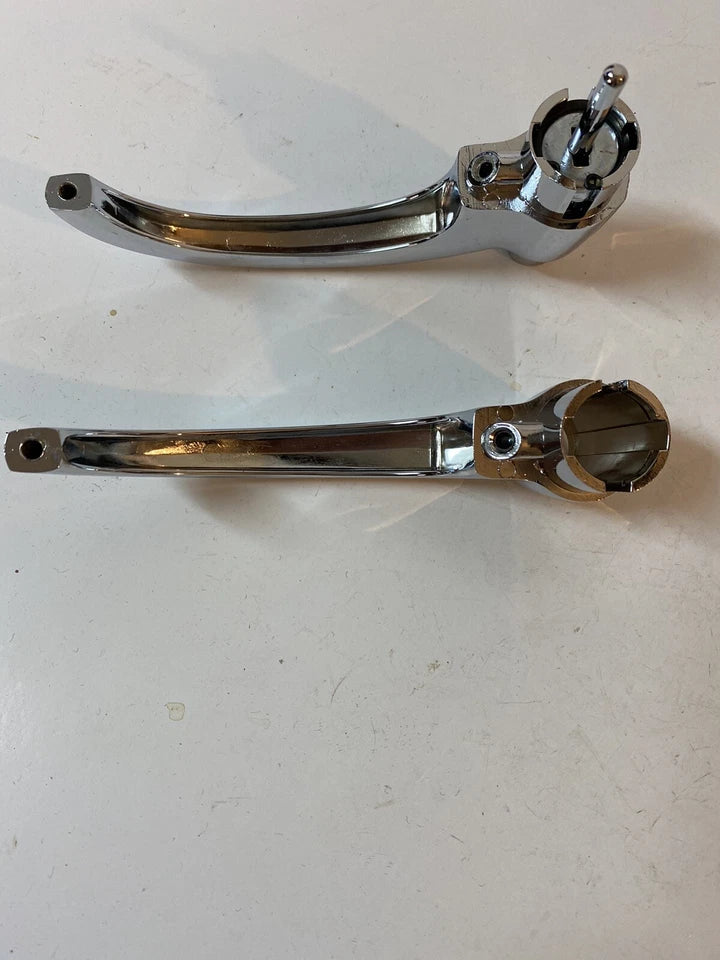 OUTSIDE DOOR HANDLE CHEVY GMC TRUCK 1960  - 1966 Nice SHOW