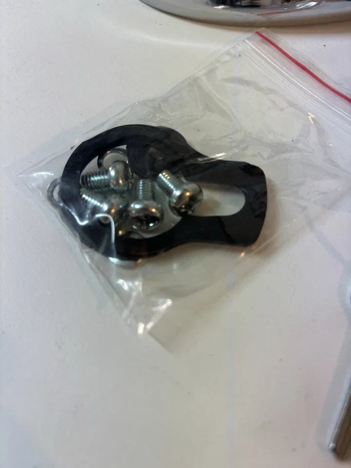 OUTSIDE DOOR HANDLE CHEVY GMC TRUCK 1960 - 1966 With Key