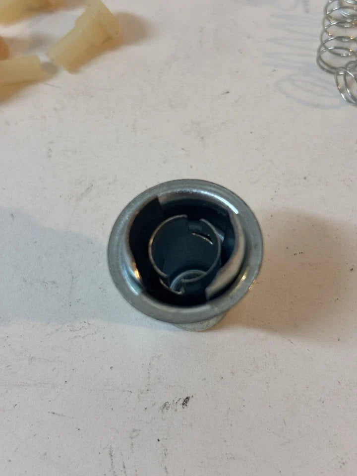 NEW GM 1940S 1950S 1960S SPEEDO INSTRUMENT SOCKETS CHEVY PONTIAC OLDS CADDY GMC