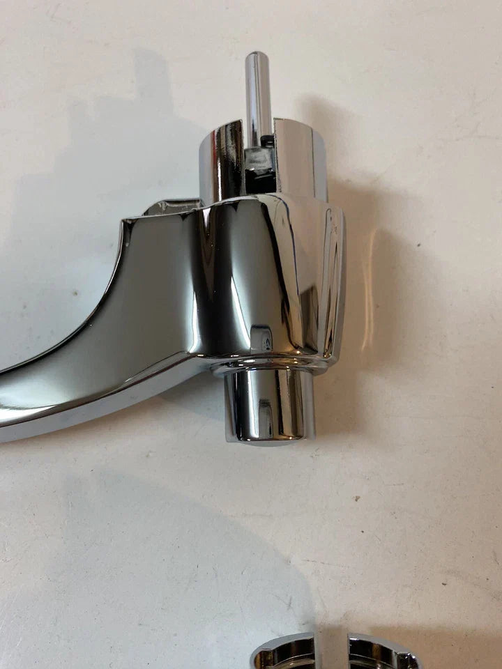 OUTSIDE DOOR HANDLE CHEVY GMC TRUCK 1960  - 1966 Nice SHOW