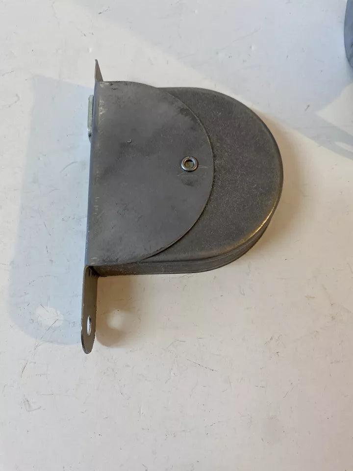 NEW 1955 - 1959 CHEVY GMC Suburban Clam Shell TAILGATE CABLE RETRACTORS Pair