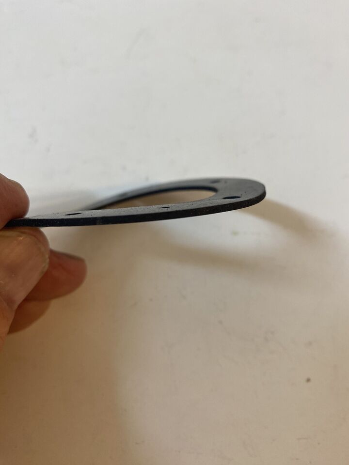 1935 - 1972 Chevrolet Cadillac Buick NOS gas tank gauge gasket Part # 1516395