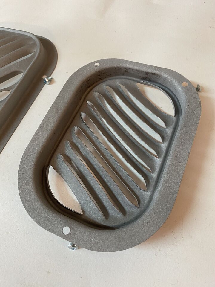 1955 - 1959 Chevrolet Truck GMC Kickpanel Fresh Air Vents OEM Mint