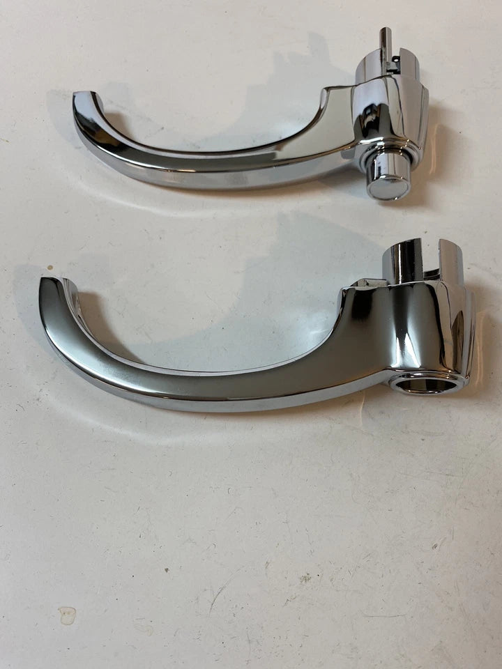OUTSIDE DOOR HANDLE CHEVY GMC TRUCK 1960  - 1966 Nice SHOW