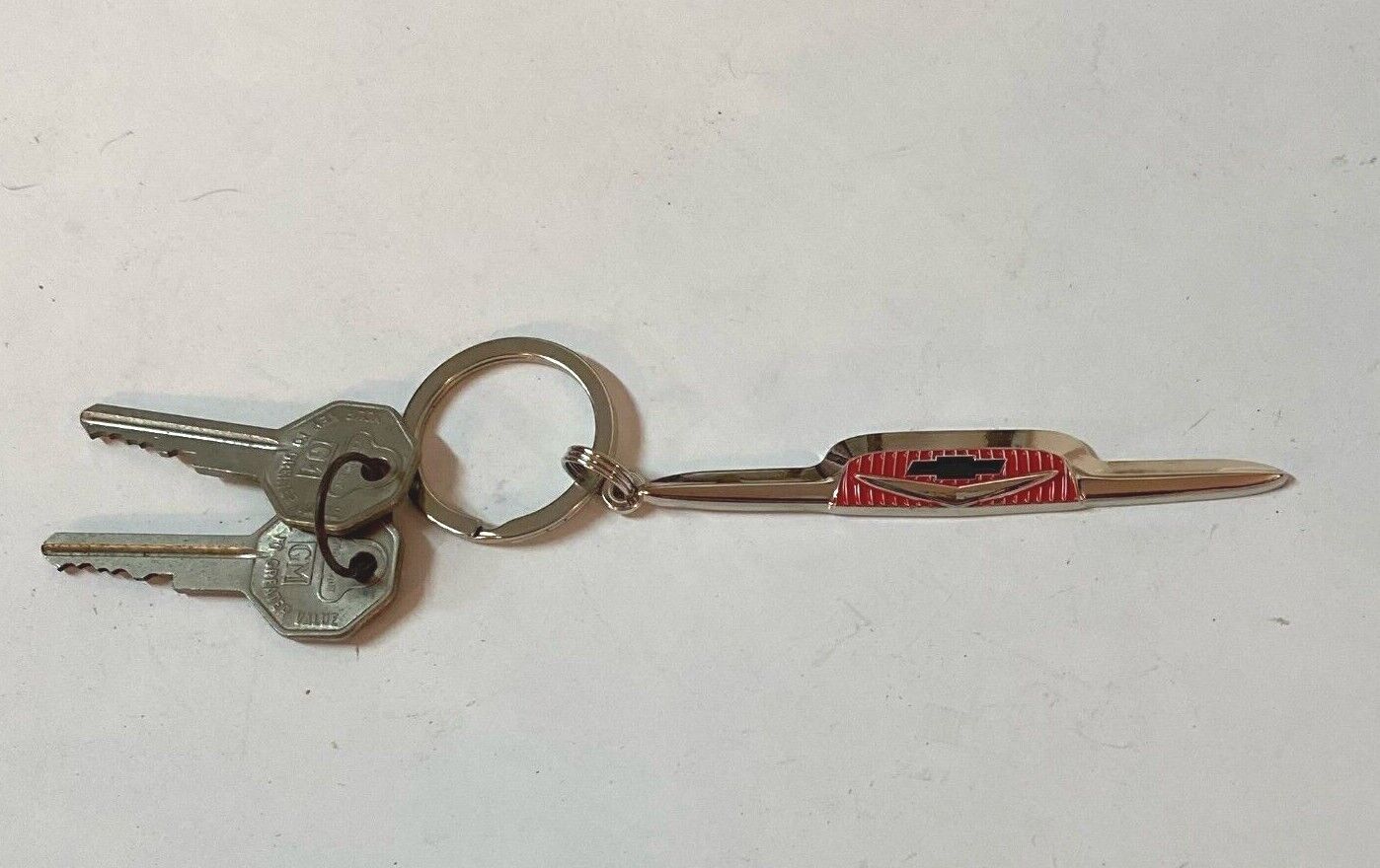 1 CHEVY Task Force 1957 V8 PICKUP Hood Emblem Keychain