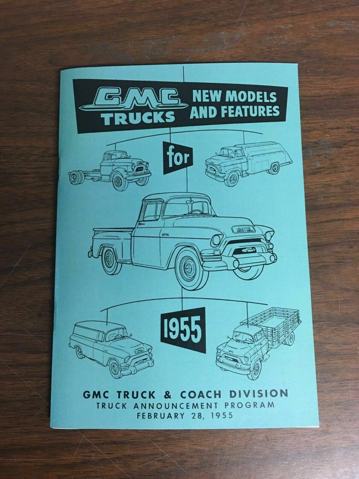 Manuals: 1955 GMC Truck New Models Features Specs And Data Book 60 Page Manual Rare